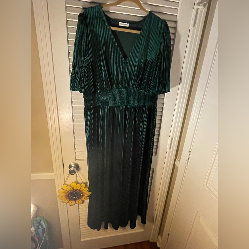 Chic Emerald Maxi Dress Plus size 18